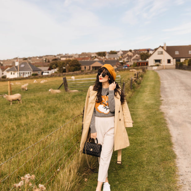 Scotland Travel Diary - Fox Sweater and Beret Outfit
