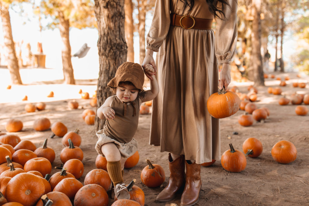 pumpkin picking photoshoot
