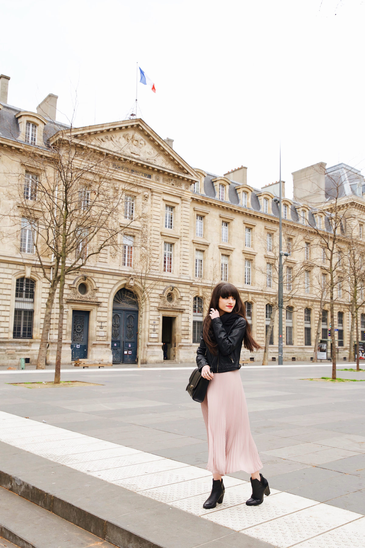 Blushing in Paris