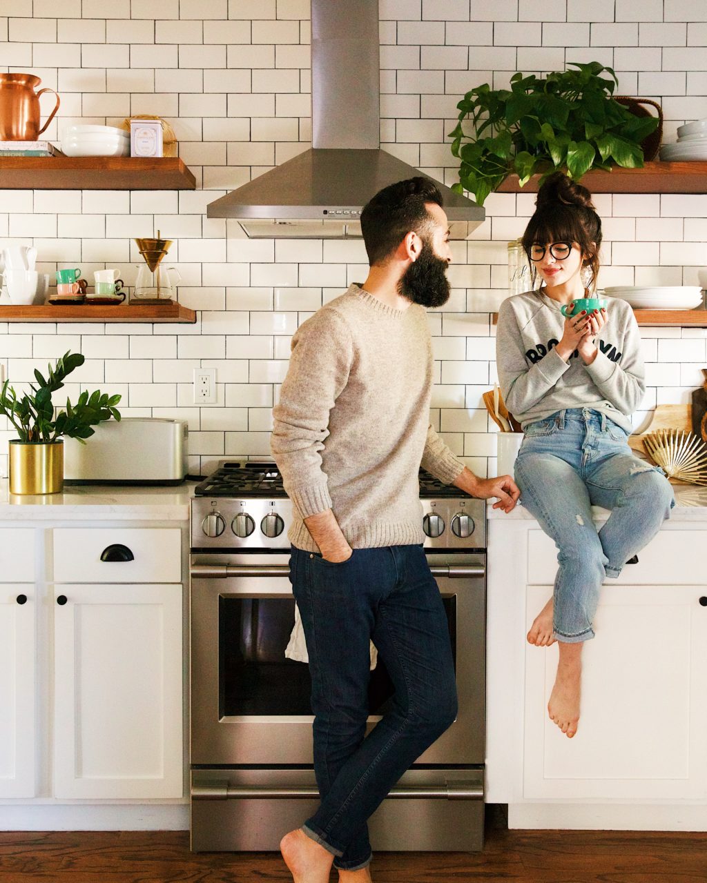 Couples Photos at Home - Cozy Mornings
