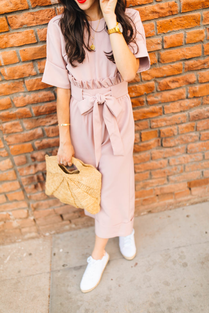 Minimal Summer Outfit Ideas - Petite Clothing