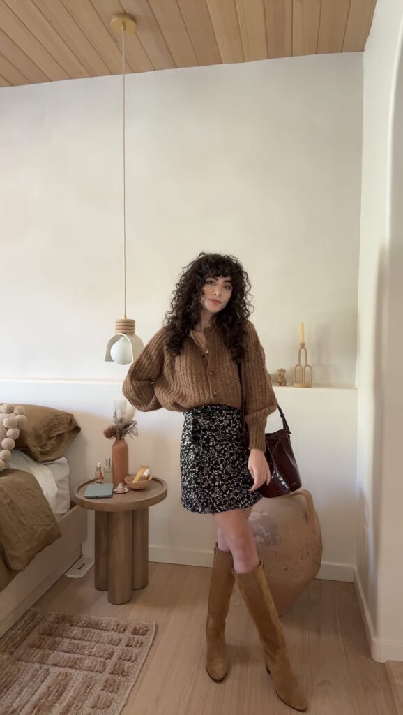 knee high boots with skirt and sweater outfit ideas
